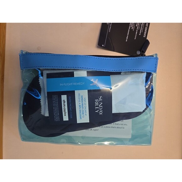 UNITED AIRLINES [UA] First Class Domestic Away Amenity Kit, Postcard Travel Fly - Picture 4 of 5